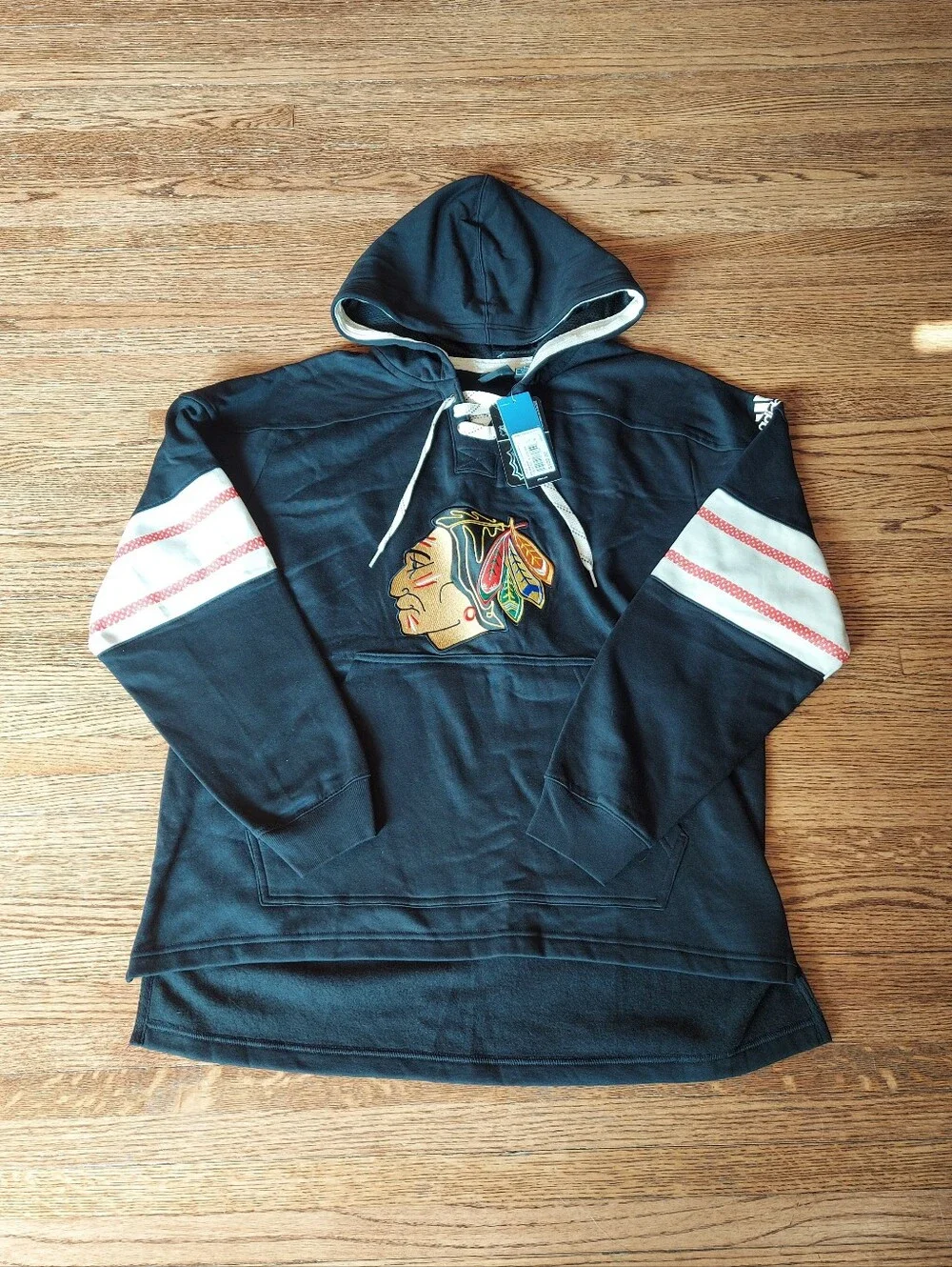 🆕️brand New Adidas Chicago Blackhawks Jersey Lace Up Hoodie
